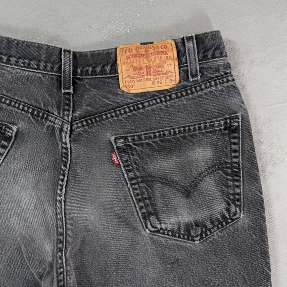 Vintage 2001 Levi's 550 Red Tab Jeans "Every Garment Guaranteed" Fit 33 x 34 - Picture 8 of 8